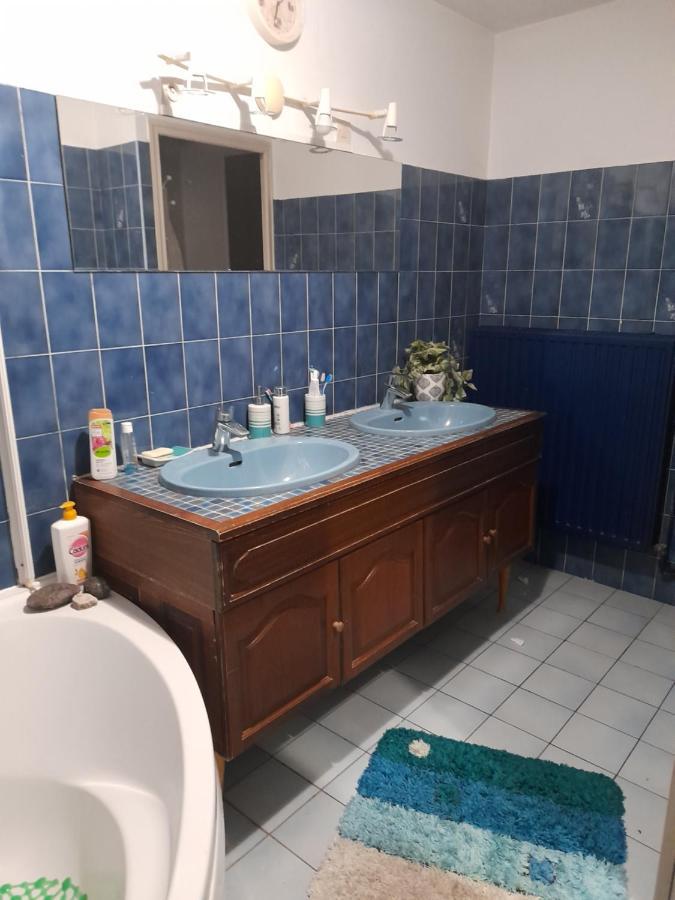 Chambre Privee Dans Une Maison Individuelle Ronchin Bagian luar foto